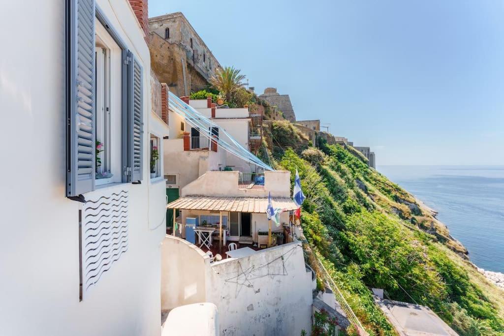 La Casa Di Nina A Corricella Apartment Procida Exterior foto